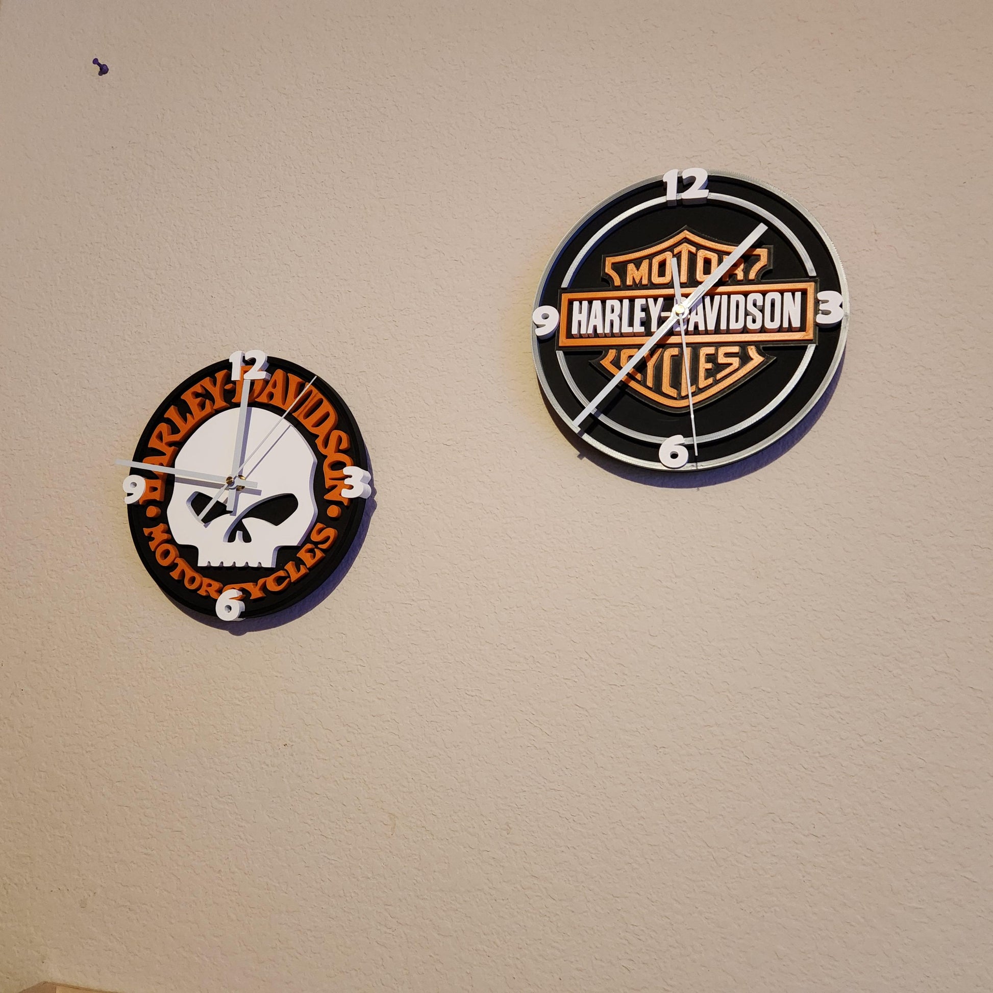 Willie - G Harley-Davidson Clock