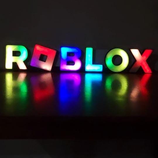 Roblox Wall Light - Large
