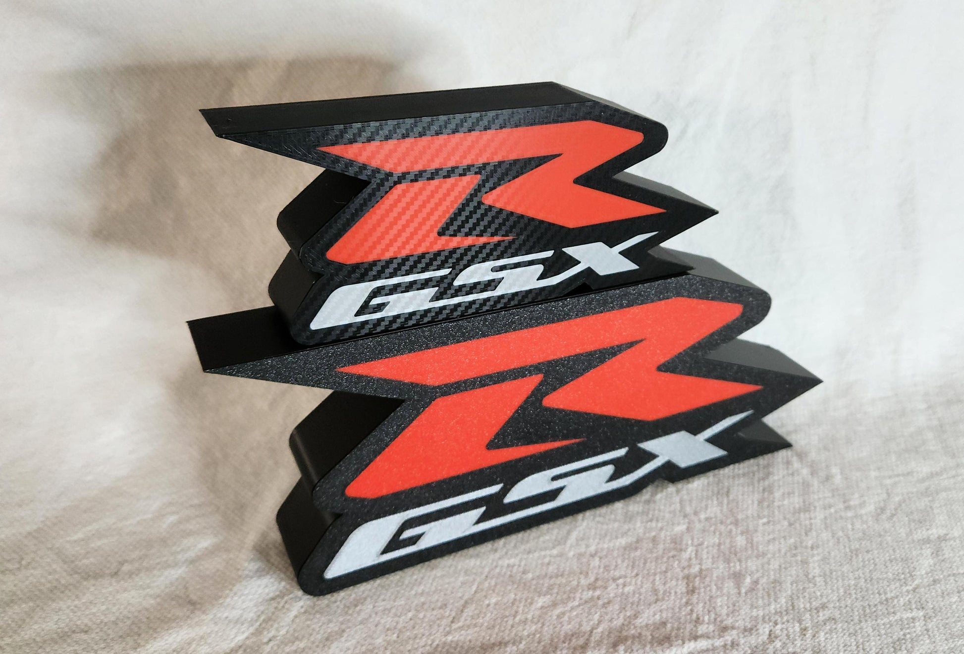 Suzuki GSX-R 3D-Printed LED Lightbox - Illuminate Your Passion!