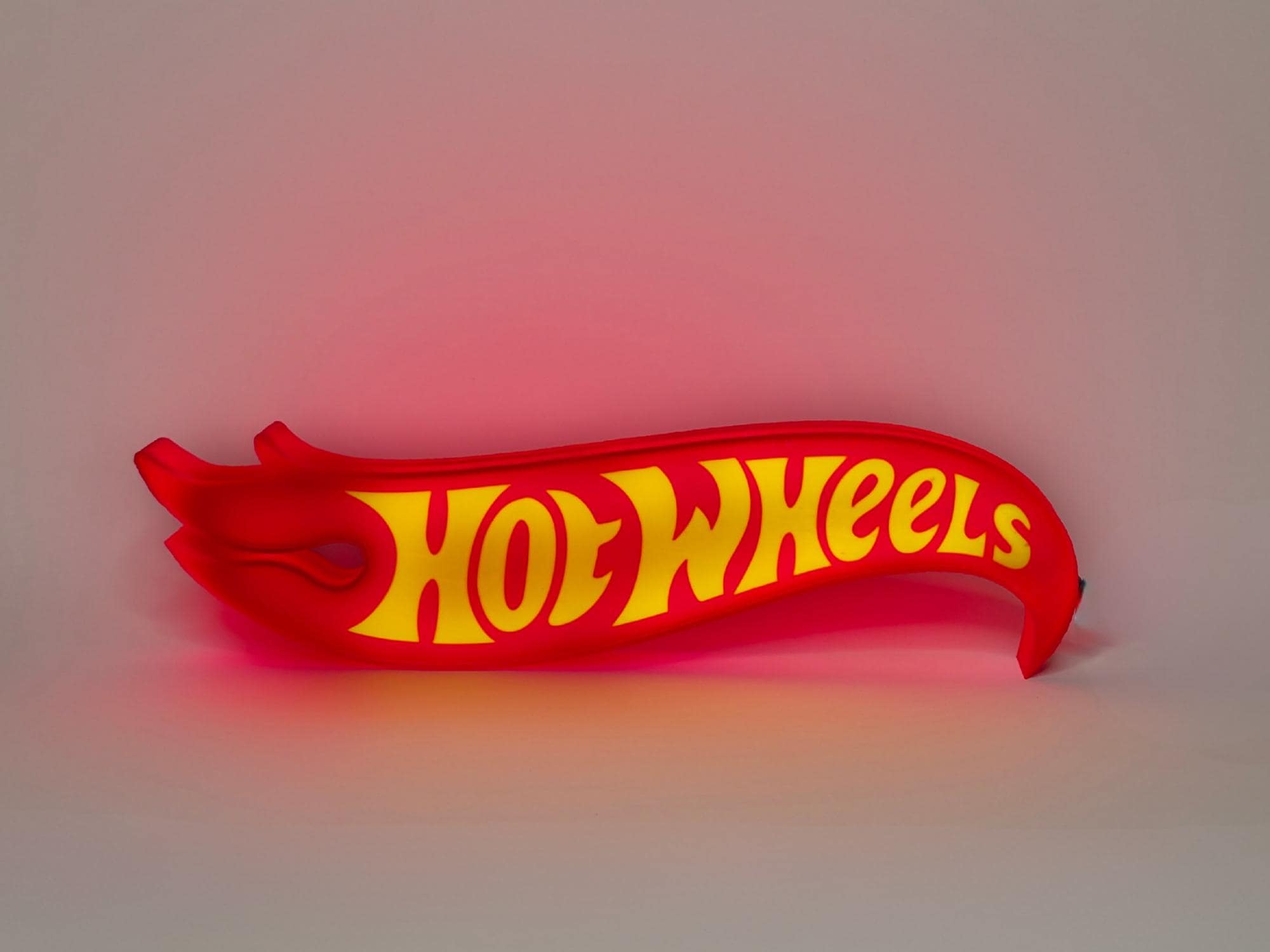 Hot Wheels LED Light Sign – Retro Logo Desk Light, USB Powered Wall or Shelf Display, Collector Decor